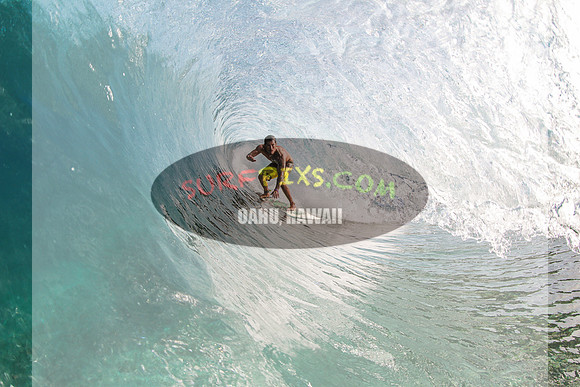 Vic_Offthewall_Feb16-8