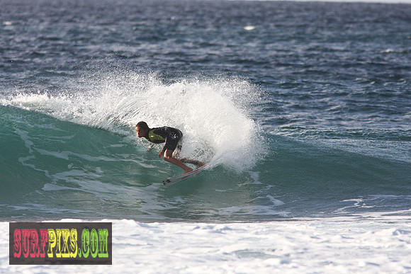 Nick Hdez surfing Rocky Point-3