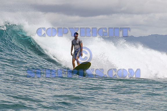 Threes 28May2022-0752